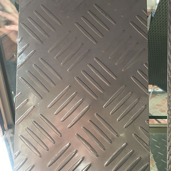 Surface processing of stainless steel plate