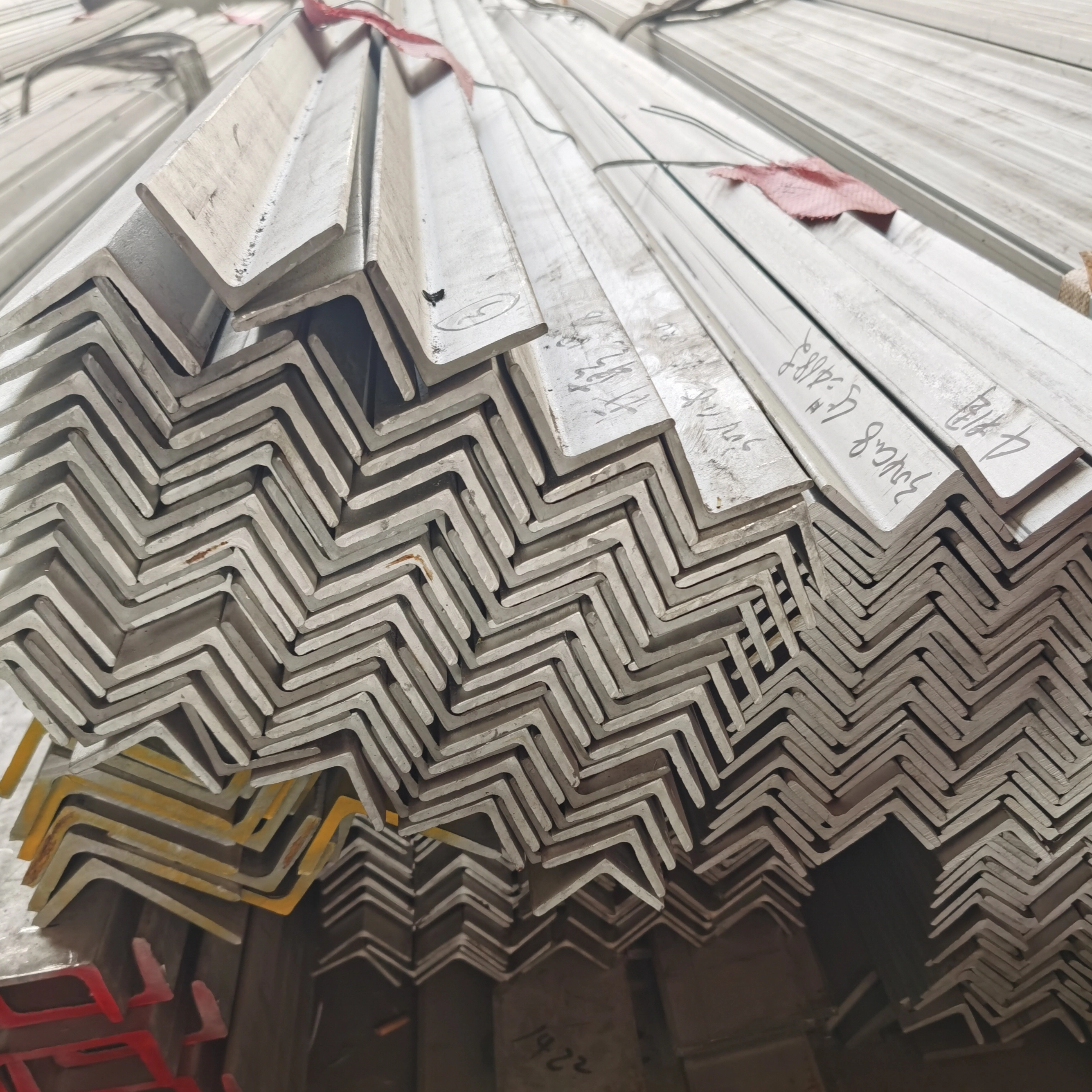 Galvanized Angle Steel